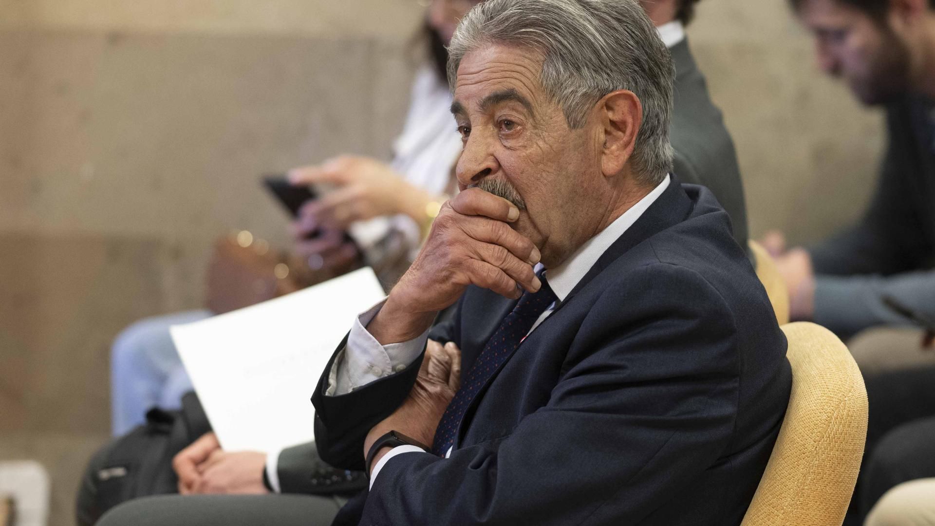 Miguel Ángel Revilla, tras el acto de conciliación con el rey emérito: “¿Por qué no se querella contra el New York Times o la revista Forbes?”