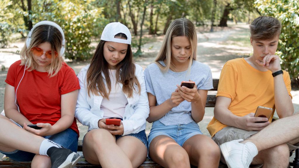 scroll cerebro adolescentes