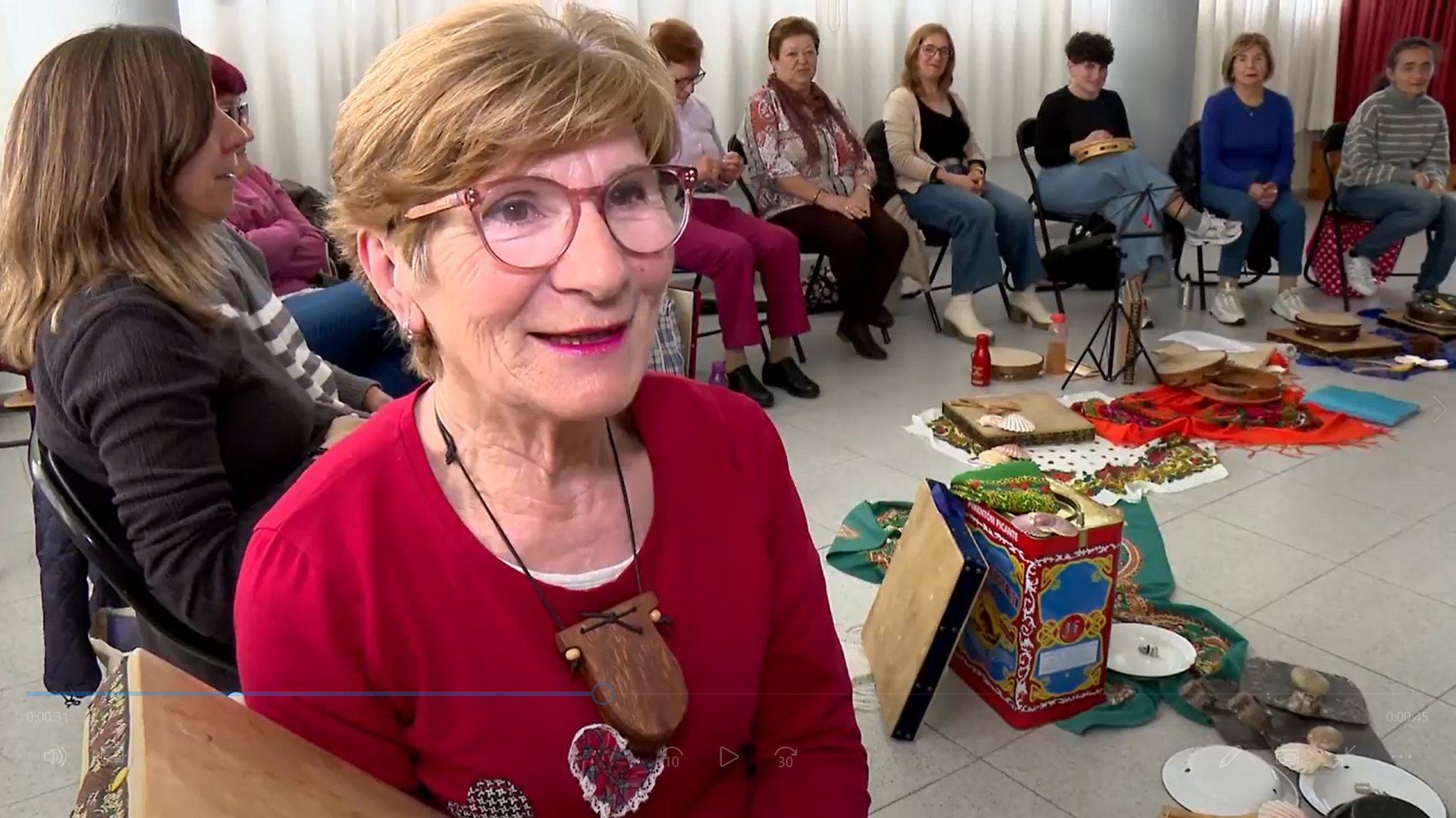 El Día de las Letras Gallegas, en honor a las cantareiras: así eran las mujeres de pueblos que preservaron la poesía popular oral