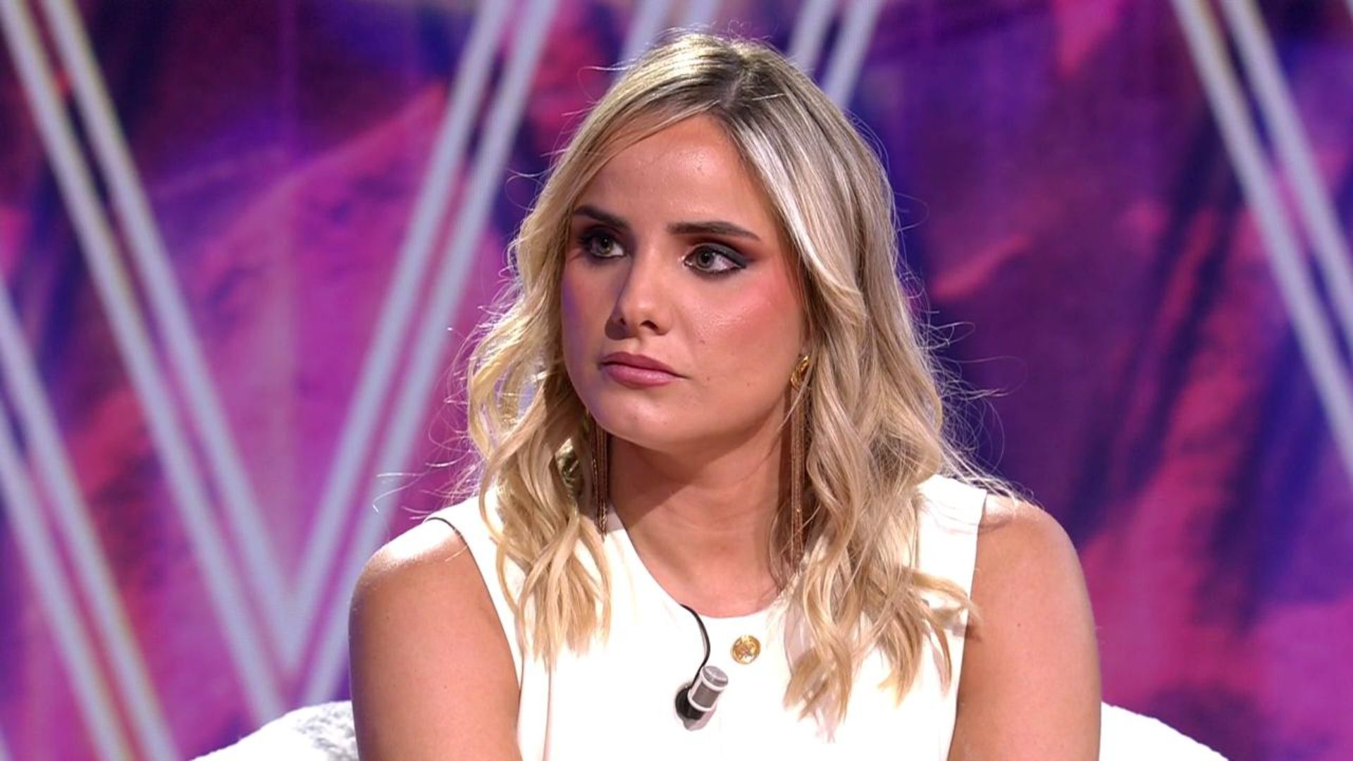 Gloria confirma que su hermano Manuel se ha posicionado del lado de Gabriella y alejado de su familia: "No nos habla" ¡De viernes! Top Vídeos 466