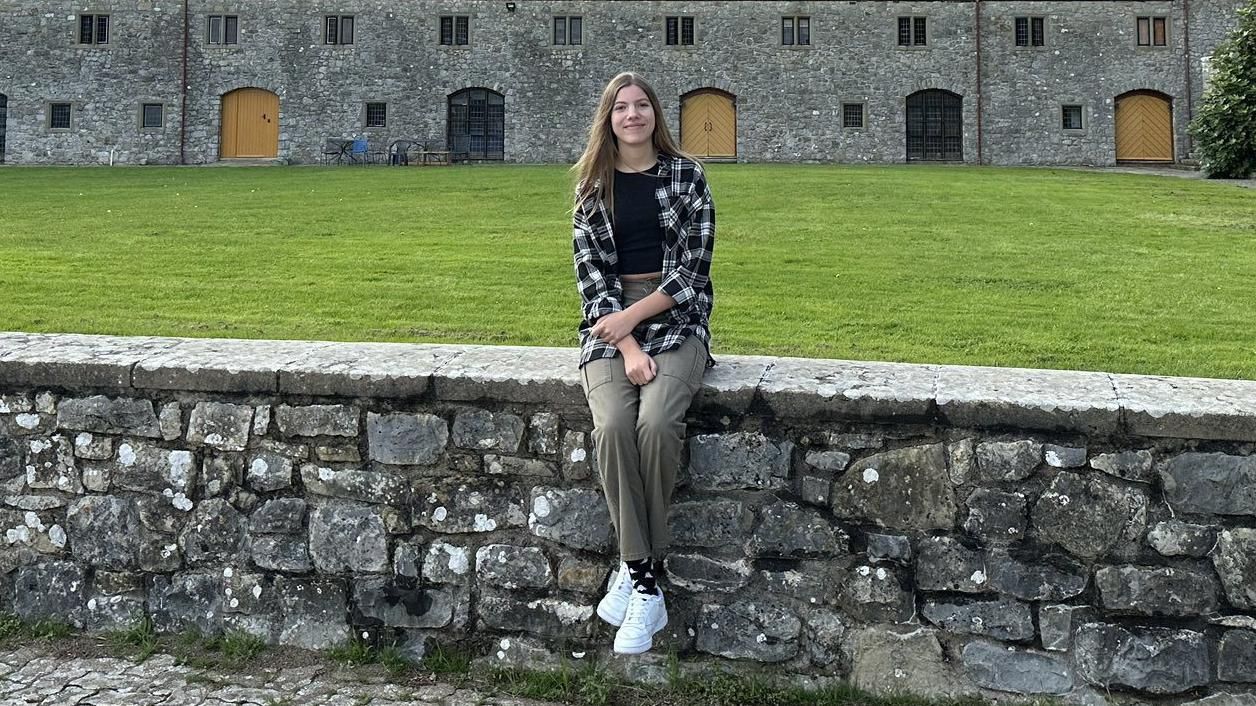 La infanta Sofía en Gales.