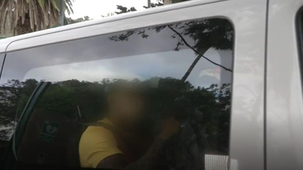 Hasta 43 menores migrantes no acompañados vivían en el centro de Las Palmas que investigan por el trato a los residentes