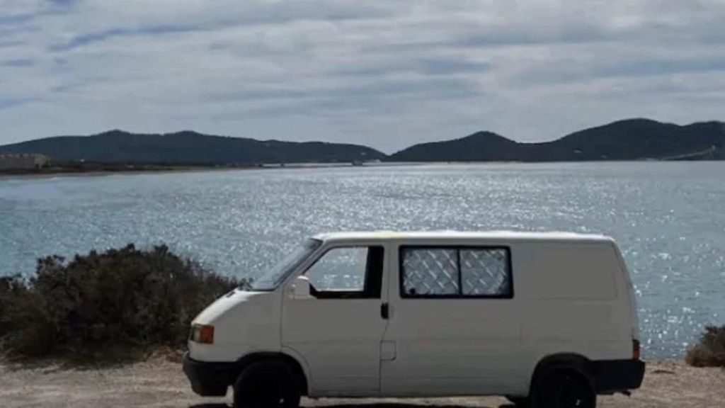 Ibiza multará con hasta 30.000 euros a quien alquile su caravana para permanecer aparcada en suelo rústico