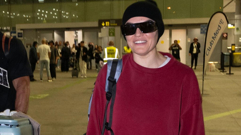 La cantante Melody, en el aeropuerto de Málaga