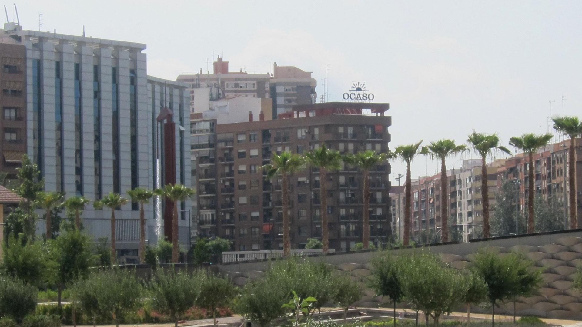 Mueren dos hermanos de 41 y 18 años en un accidente con la moto en que viajaban en la ciudad de Valencia