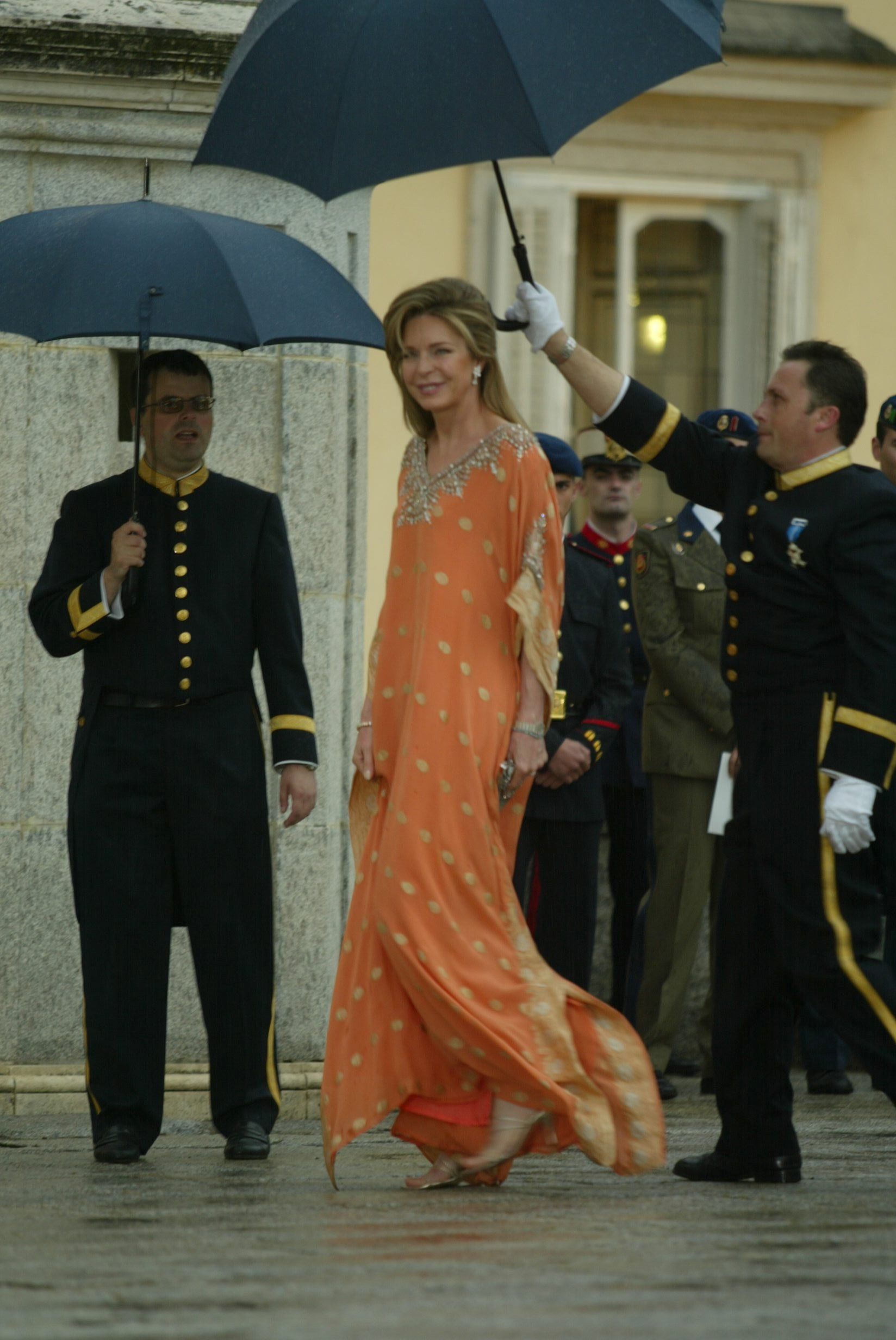 Noor de Jordania llegando tarde