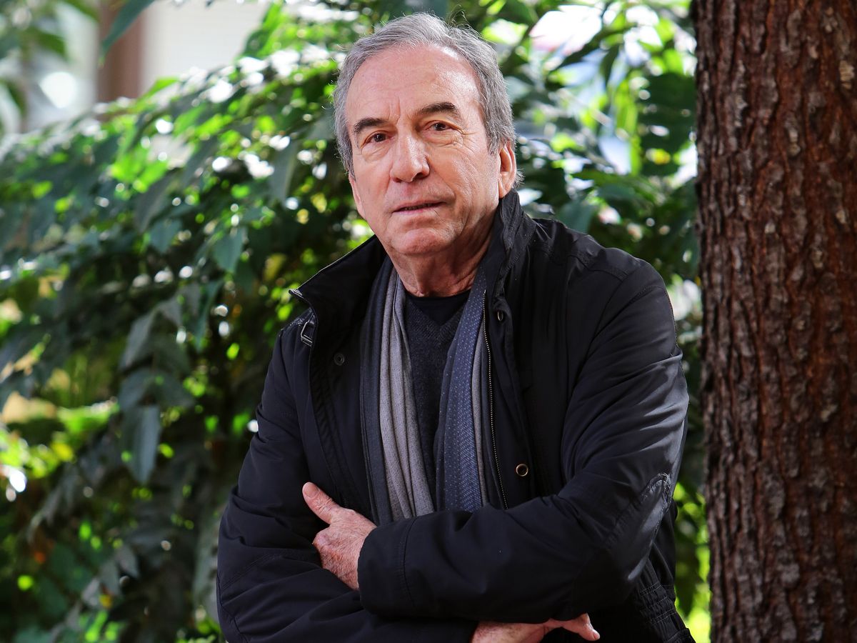 Así es hoy la vida de José Luis Perales: el cantautor que decidió retirarse  en silencio