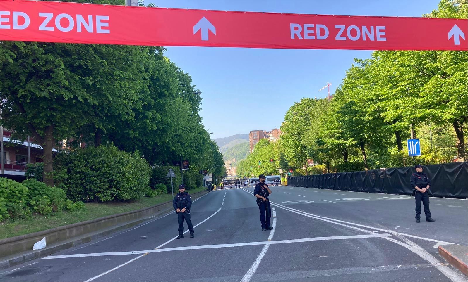 1.500 ertzainas conforman un dispositivo sin precedentes en Euskadi