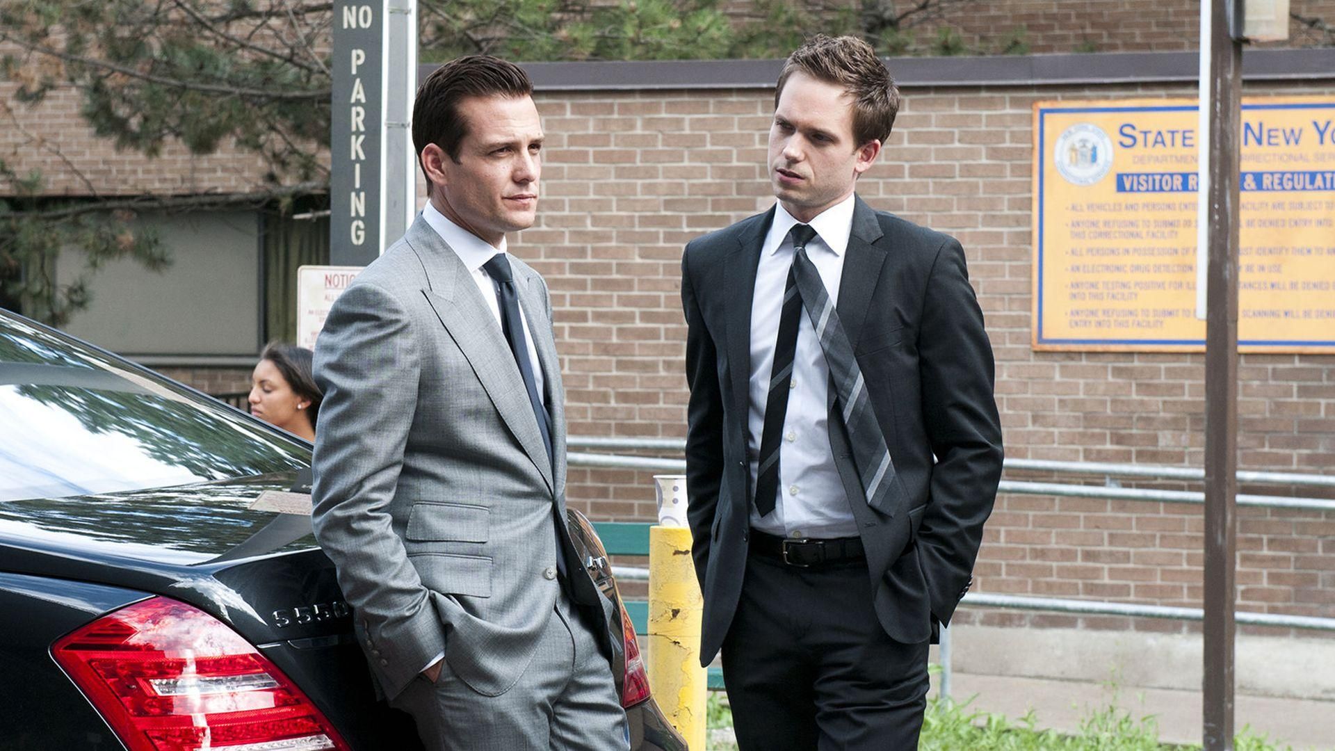 Pelea de perros Suits: La clave del éxito Temporada 1 Capítulo 13