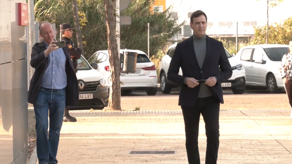 El hermano de Pedro Sánchez, al banquillo: la jueza ve indicios de prevaricación y tráfico de influencias