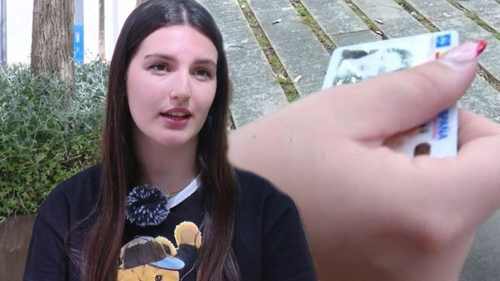 El horror de Mar, tras robarle el DNI: la empadronaron en Barcelona, la casaron con un 'sin papeles' y ha sido denunciada por estafa