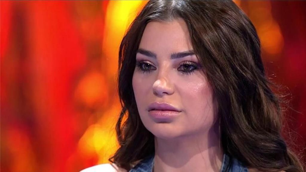 Gabriella rompe su relación con Manuel tras ser expulsado de 'Supervivientes' a través de un mensaje de texto ¡De viernes! Top Vídeos 457