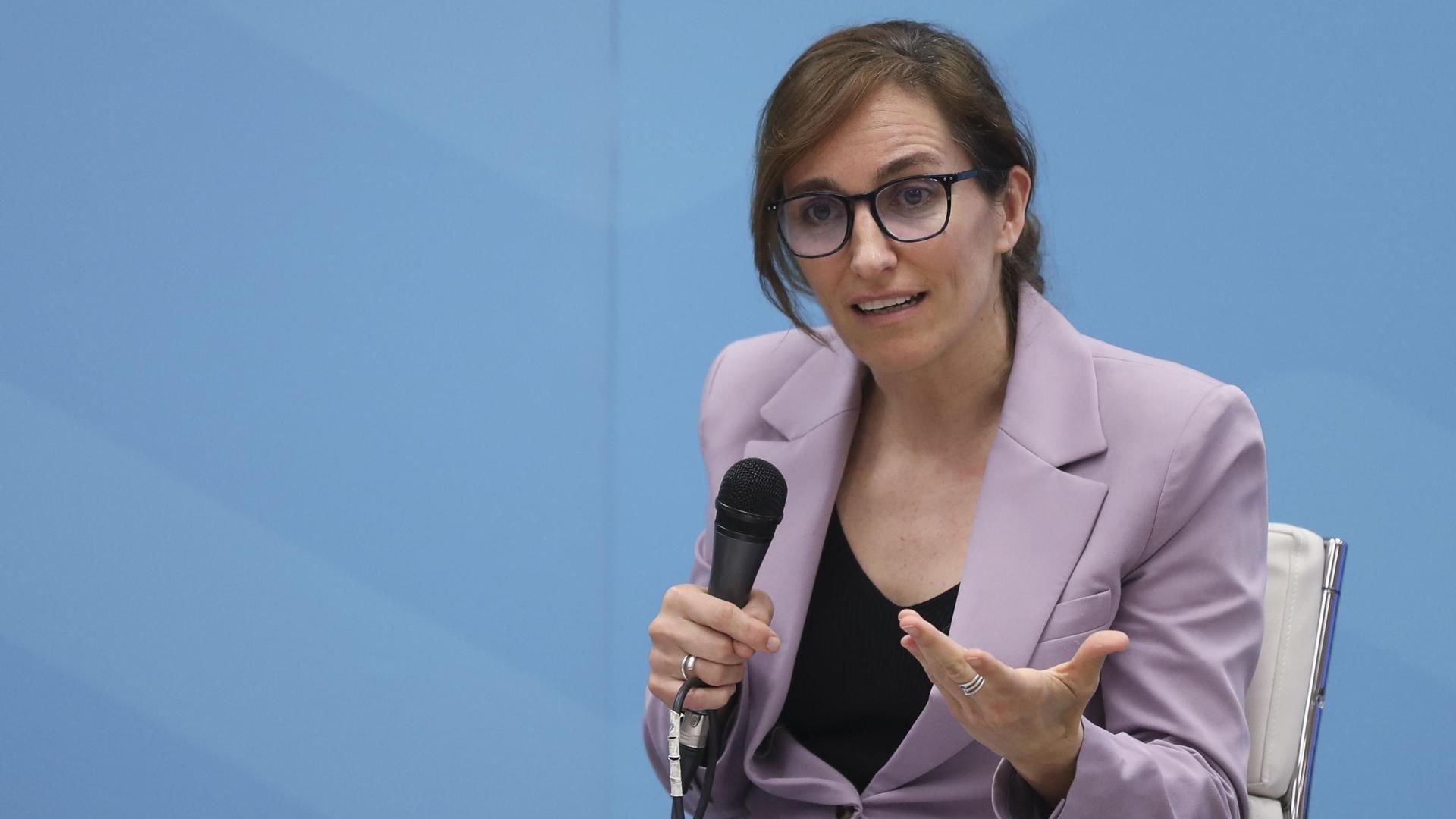 La ministra de Sanidad, Mónica García