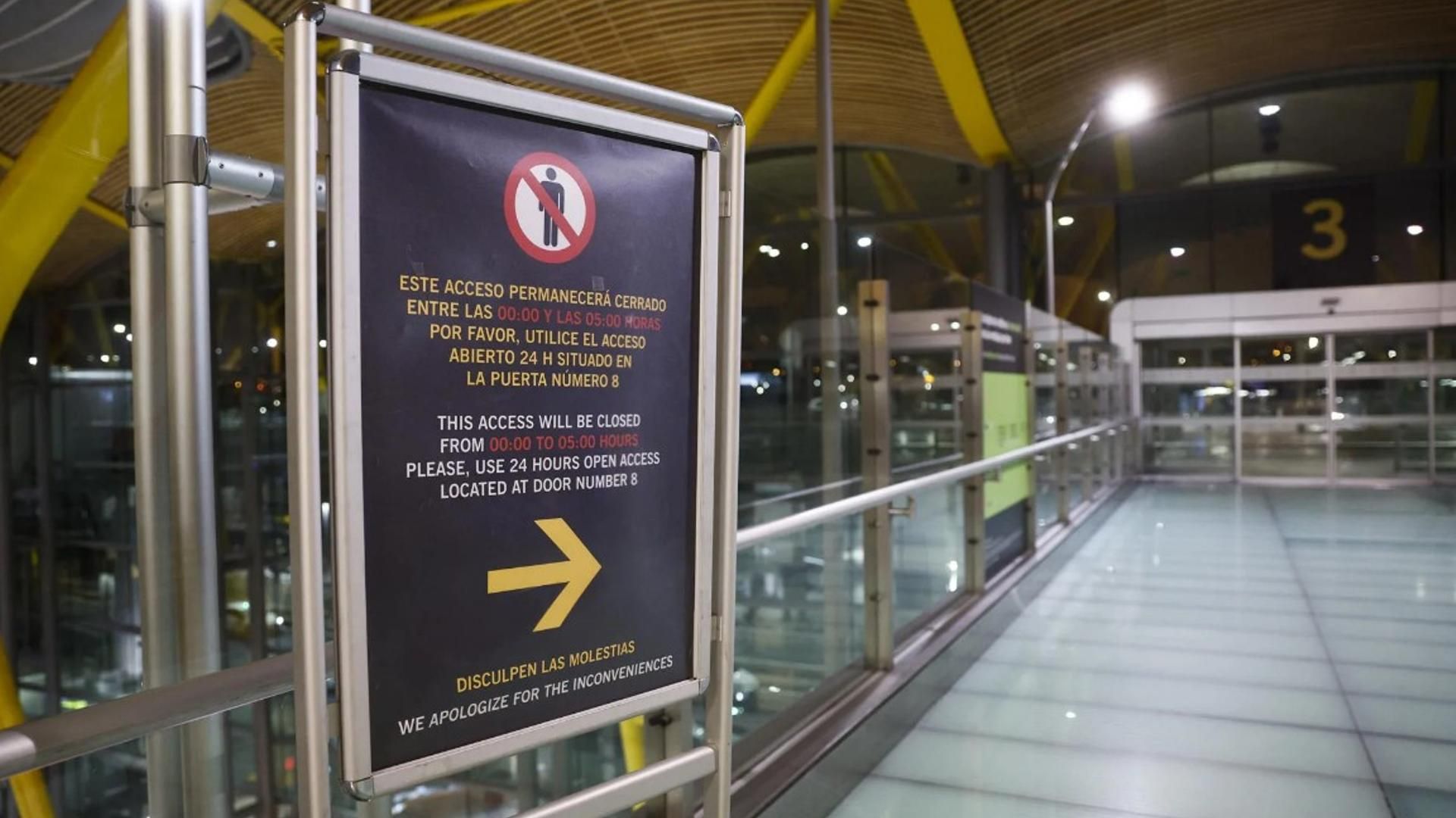 Más de 170 personas duermen en Barajas a pesar de los controles en el aeropuerto de Madrid
