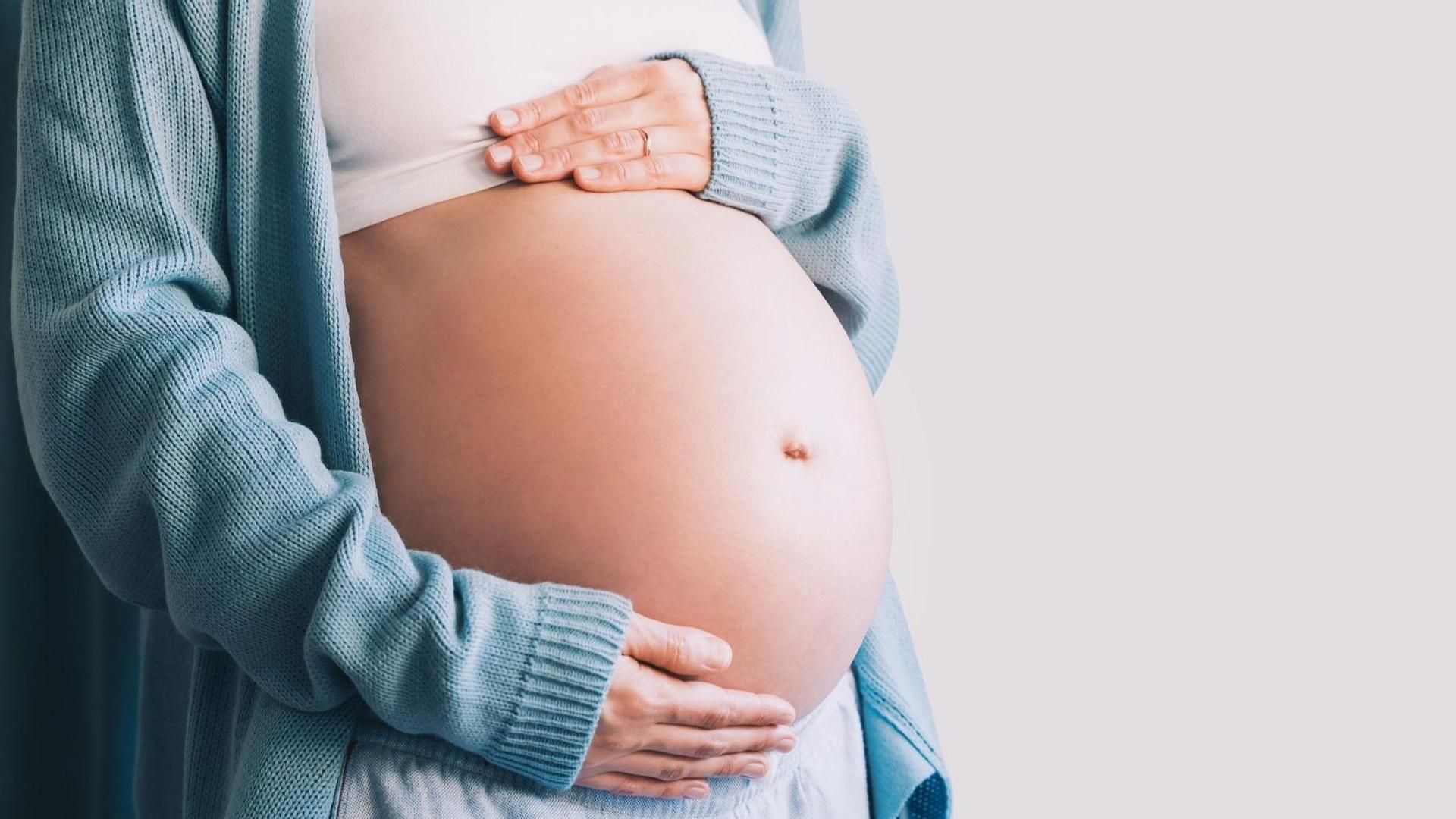 Un estudio revela que el estrés durante el embarazo afecta en especial a las niñas: más vulnerables a las enfermedades