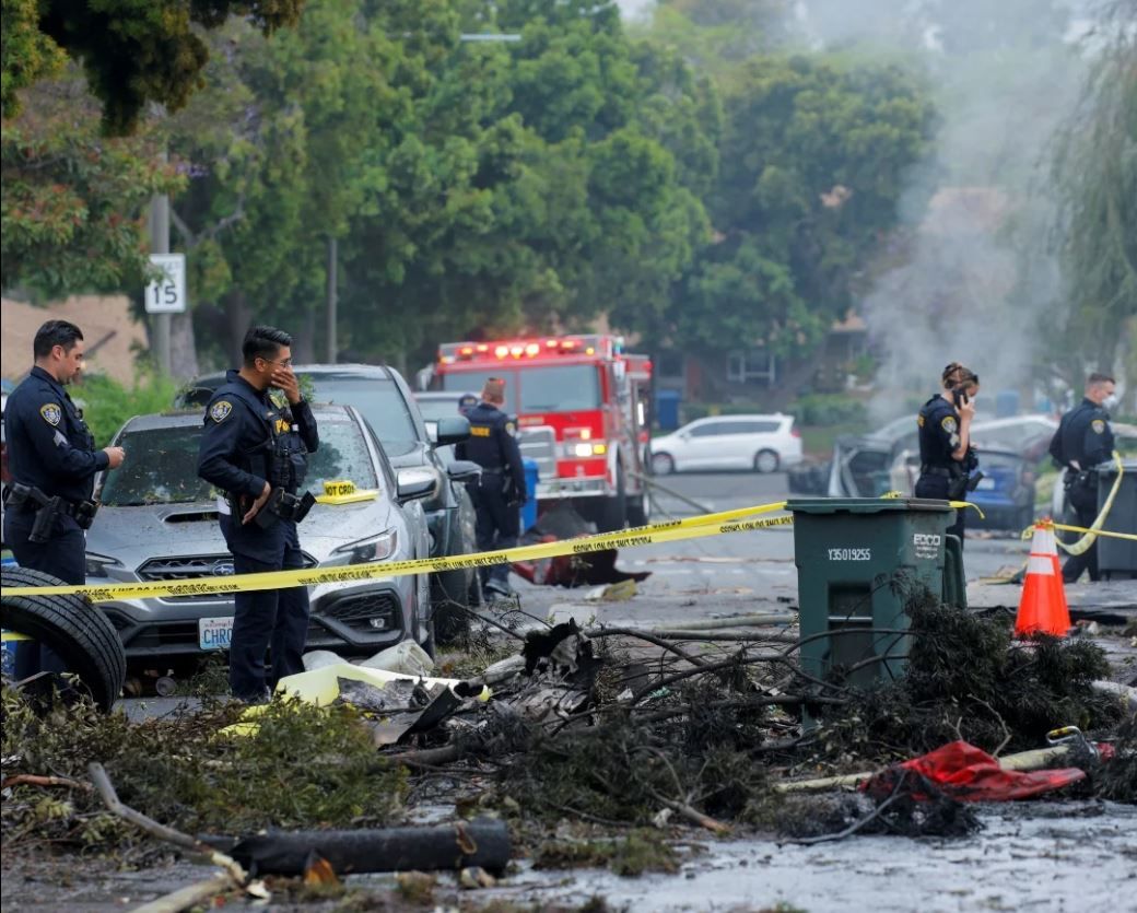 Varios muertos al estrellarse un pequeño avión en San Diego, California