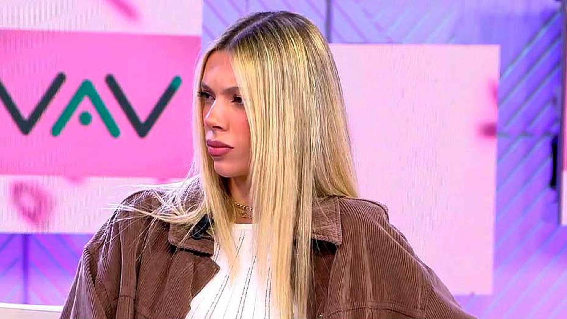 Alejandra Rubio, indignada con las informaciones sobre una supuesta crisis con Carlo Costanzia: "Me sorprende la relación que creen que tengo en mi casa ¡Y con un hijo!"
