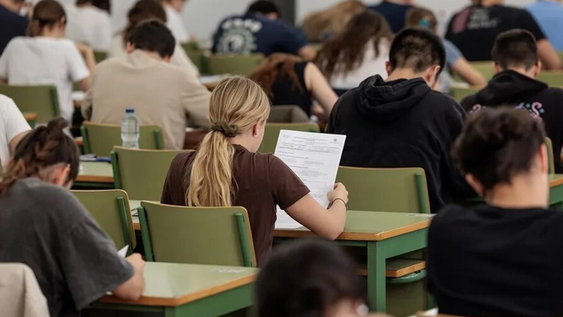 Alumnos examinándose de Selectividad en una imagen de archivo