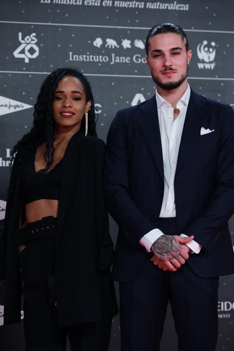 Carlo Costanzia, junto a Mel Hidalgo en la alfombra roja de LOS40 Music Awards, en 2019