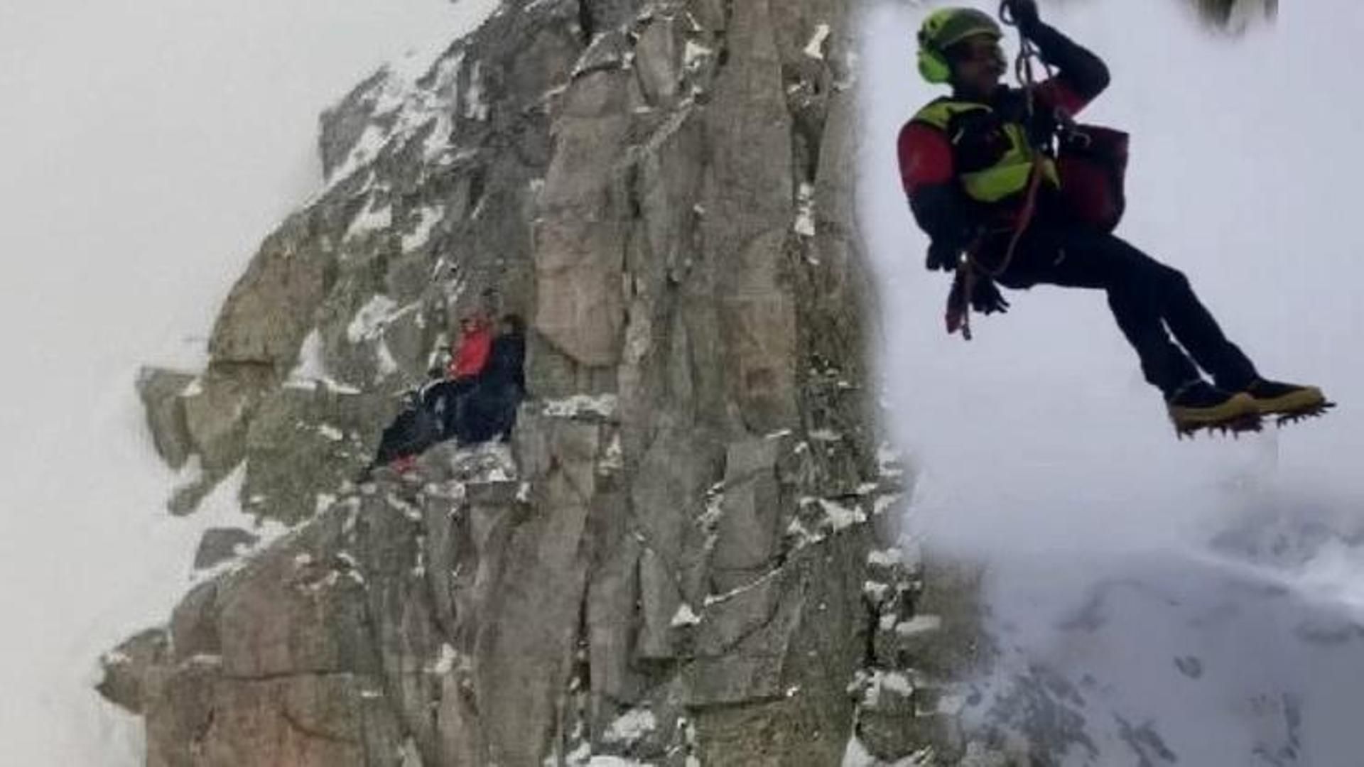El espectacular rescate de tres montañeros en Comalesbienes, en la Vall de Boí, Lleida: se tuvieron que usar arneses a gran altura