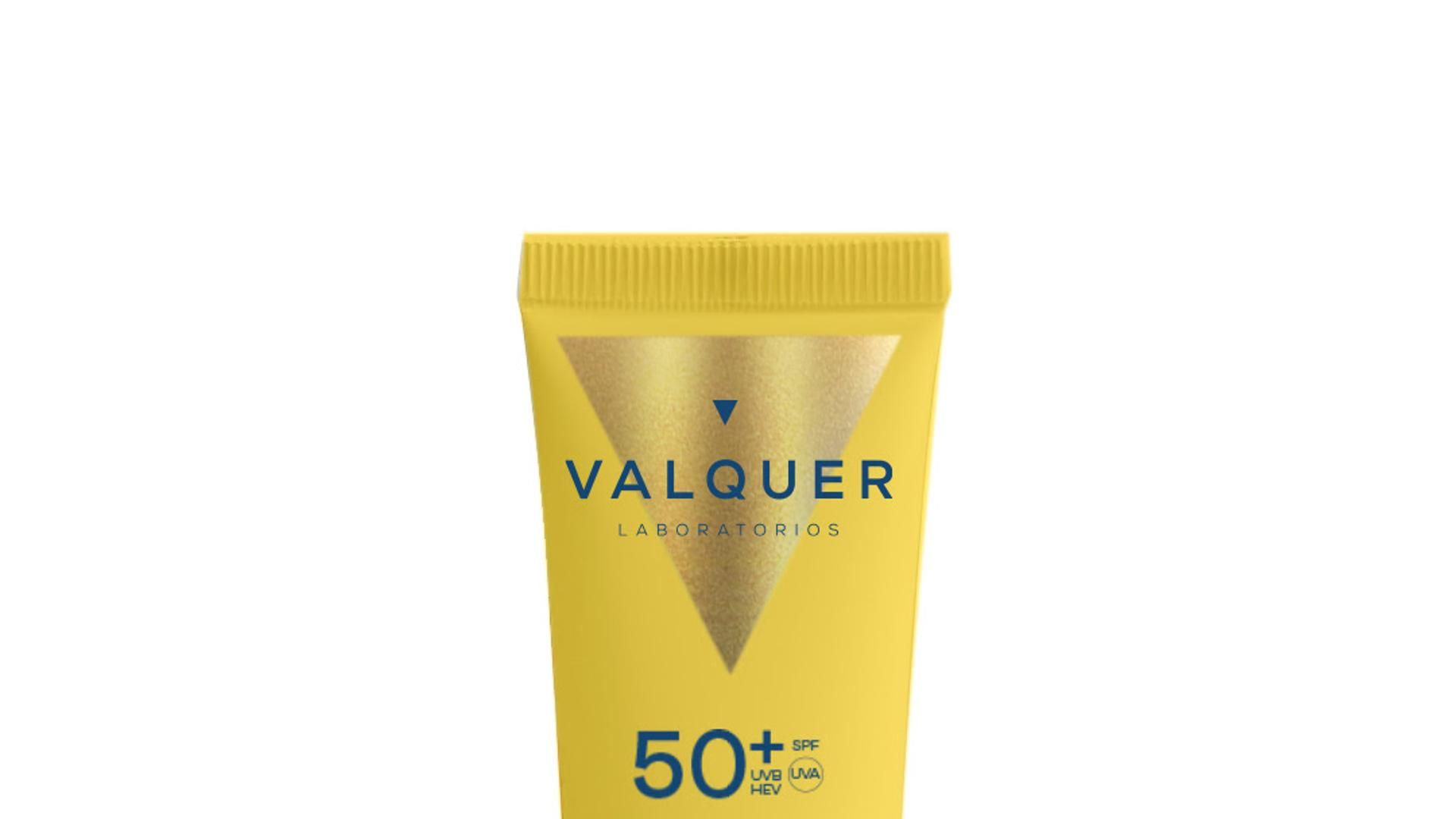 El Protector Facial INVISIBLE PROTECTION SPF 50+, de Valquer