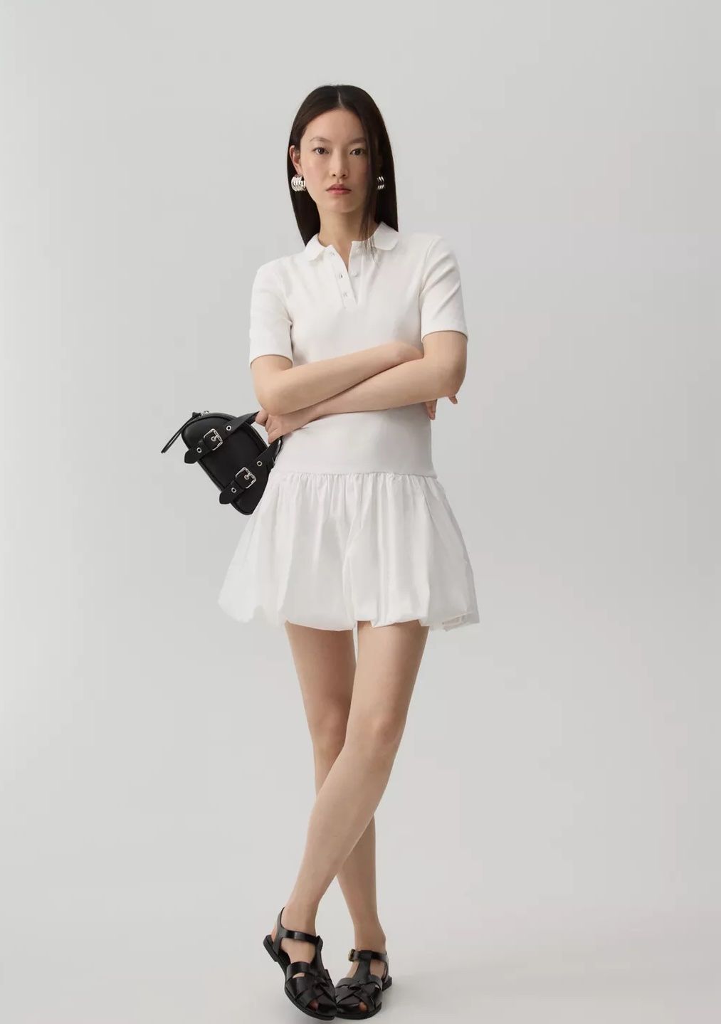 Vestido corto con falda abullonada