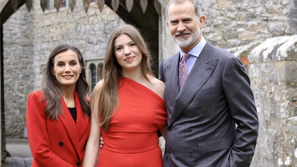 EuropaPress 6745633 reyes acompanan infanta sofia graduacion uwc atlantic college 24 mayo 2025