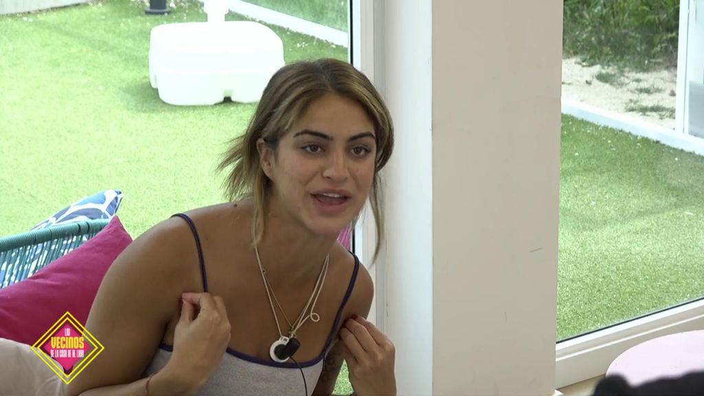 Sthefany tiene un fuerte choque con Tadeo y explota de celos por Maica: “Si te gusta, adelante” Los vecinos de la casa de al lado Temporada 2 Top Vídeos 1612