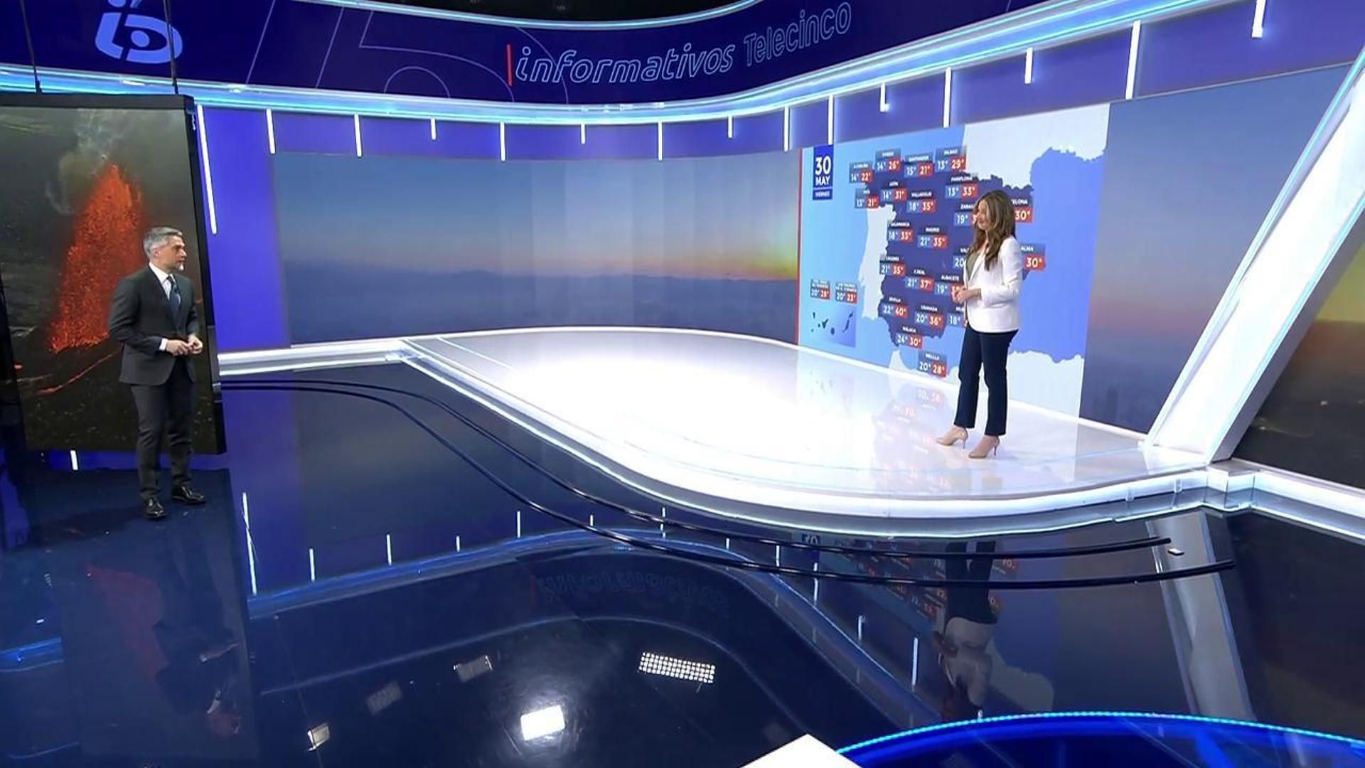 La felicitación de Carlos Franganillo en directo a Rosemary Alker por su Antena de Plata 2025