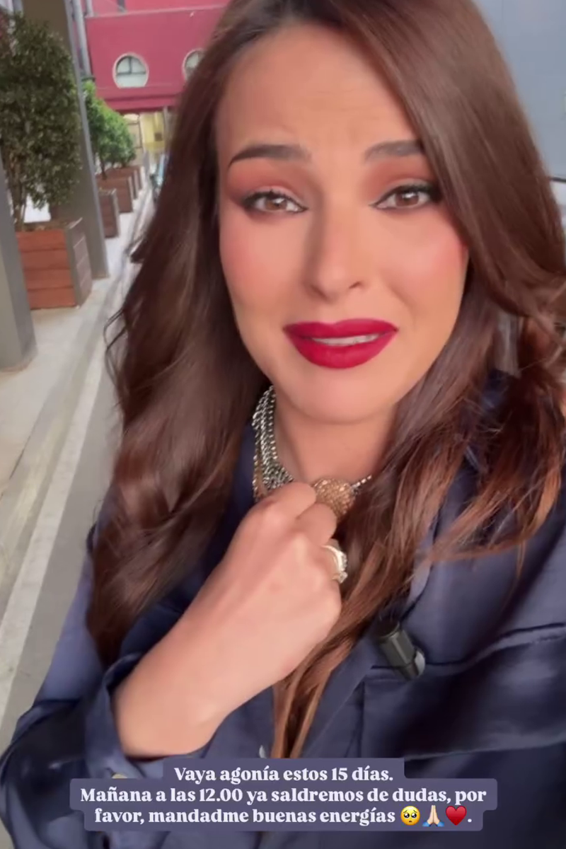 Marta Peñate, muy nerviosa, antes de ver la primera ecografía de su embarazo