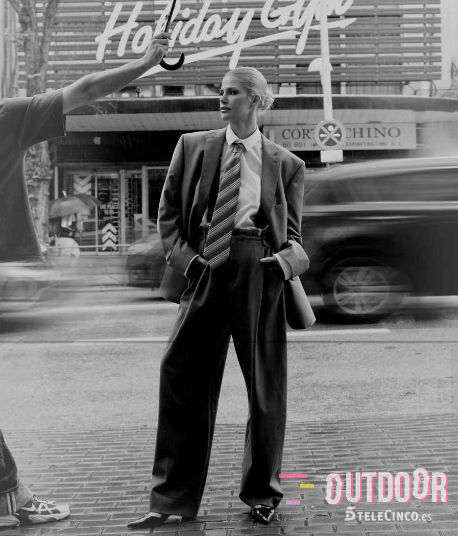 Mi pasión por la moda empezó muy pronto, de pequeña me gustaba vestirme y desfilar delante de mi familia