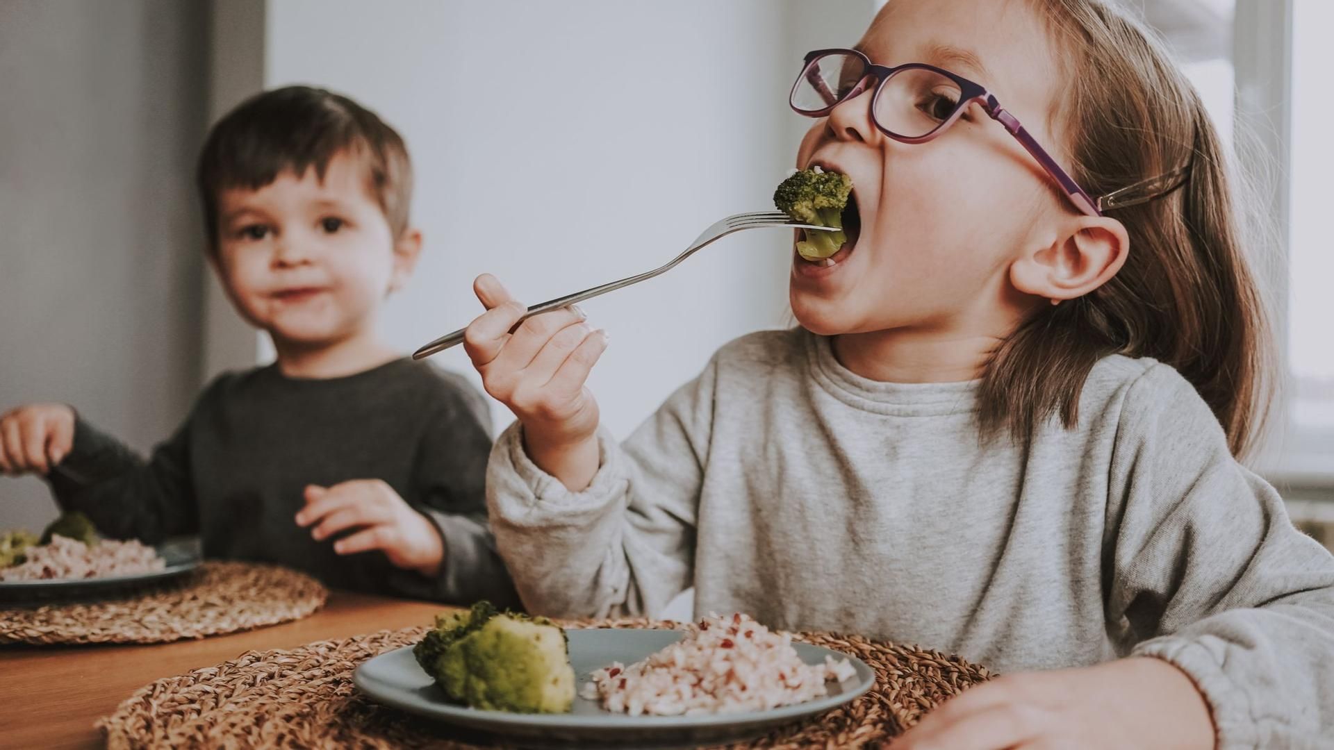 ¿Es aconsejable una dieta vegana en niños?