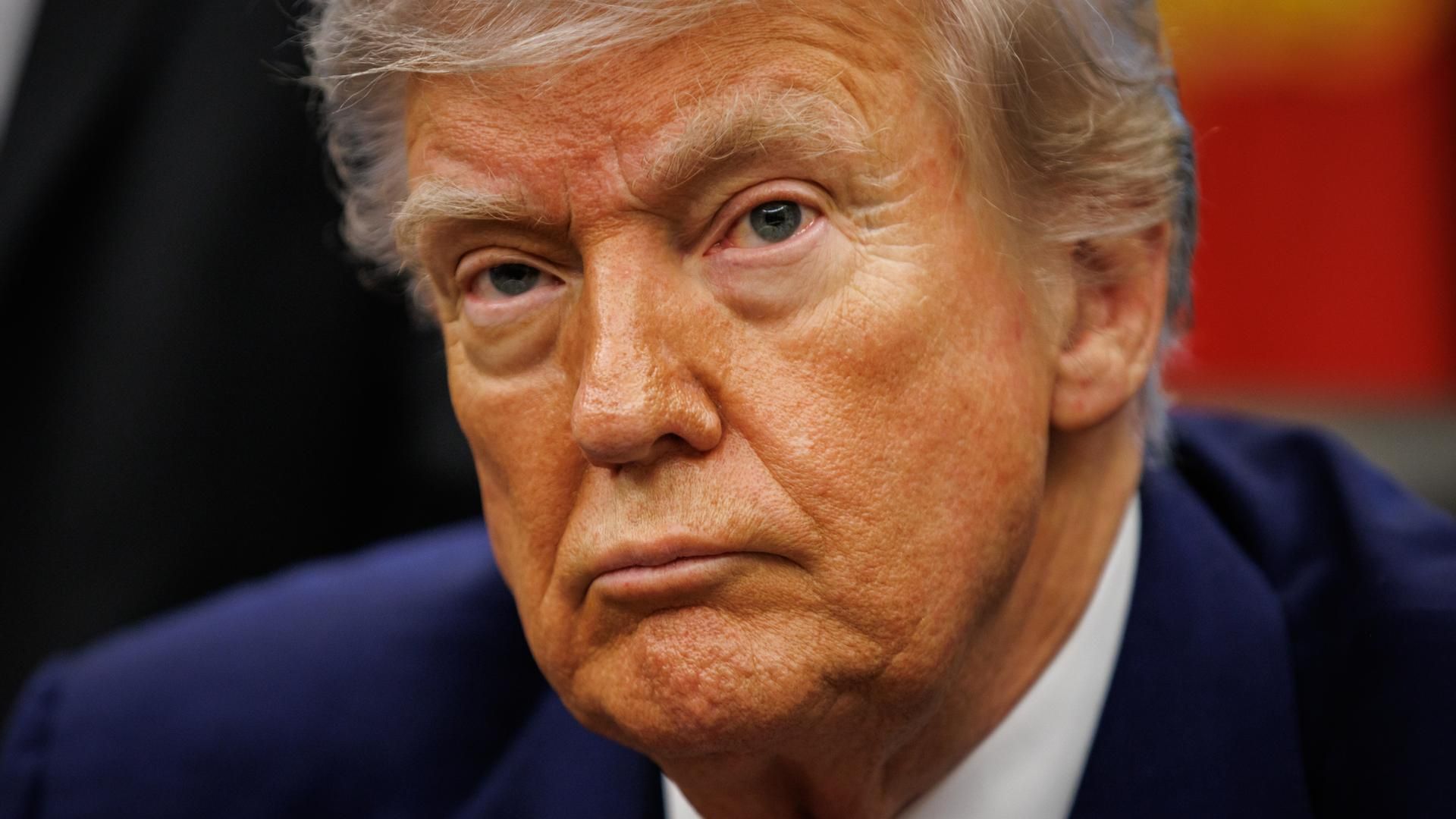 La principal emisora pública de EEUU (NPR) denuncia a Donald Trump tras ordenar la retirada de fondos públicos