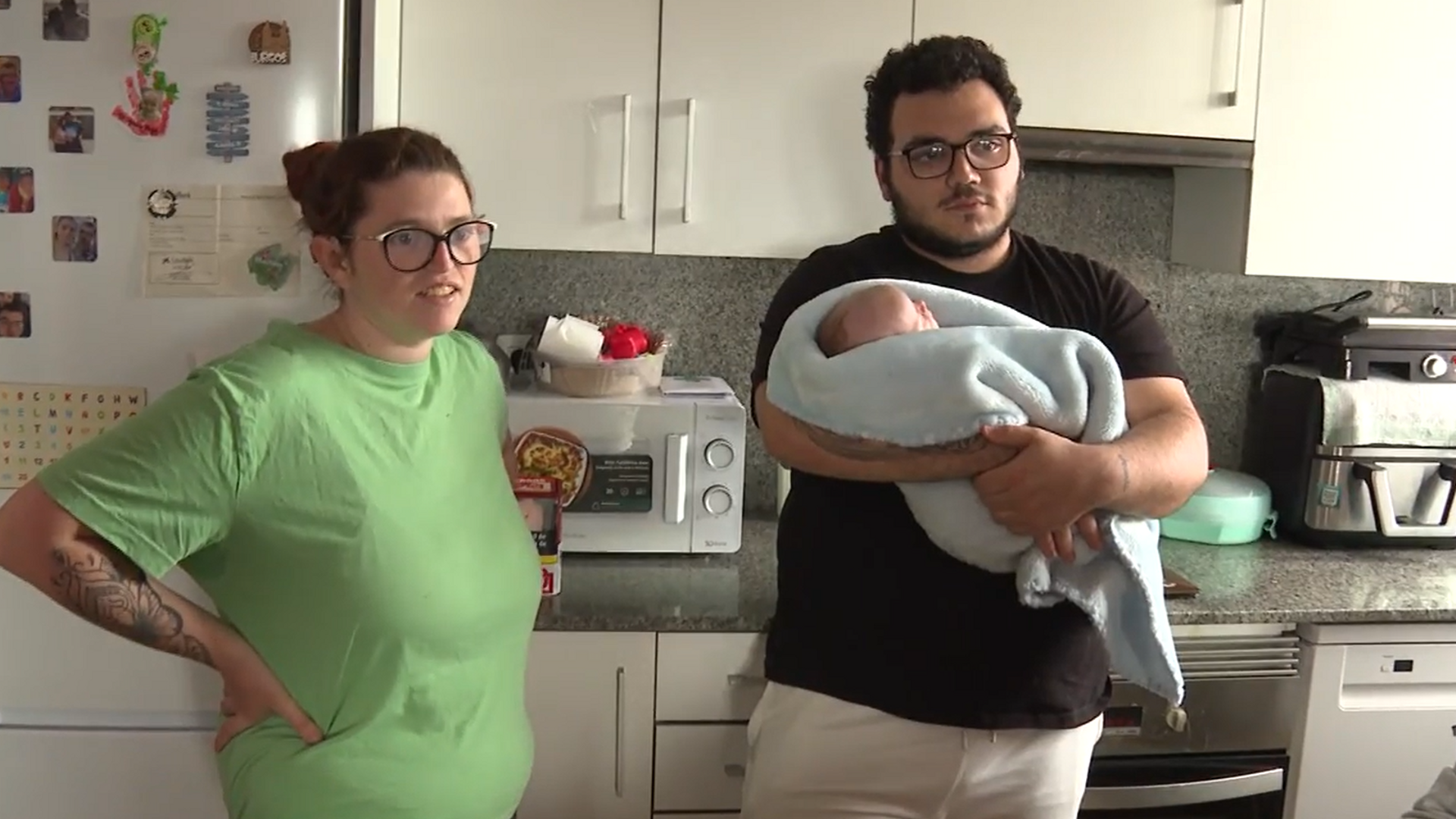 Las historias de los vecinos del edificio de La Torre destinado a vivienda social: "Mis hijas no van a dormir debajo de un puente"
