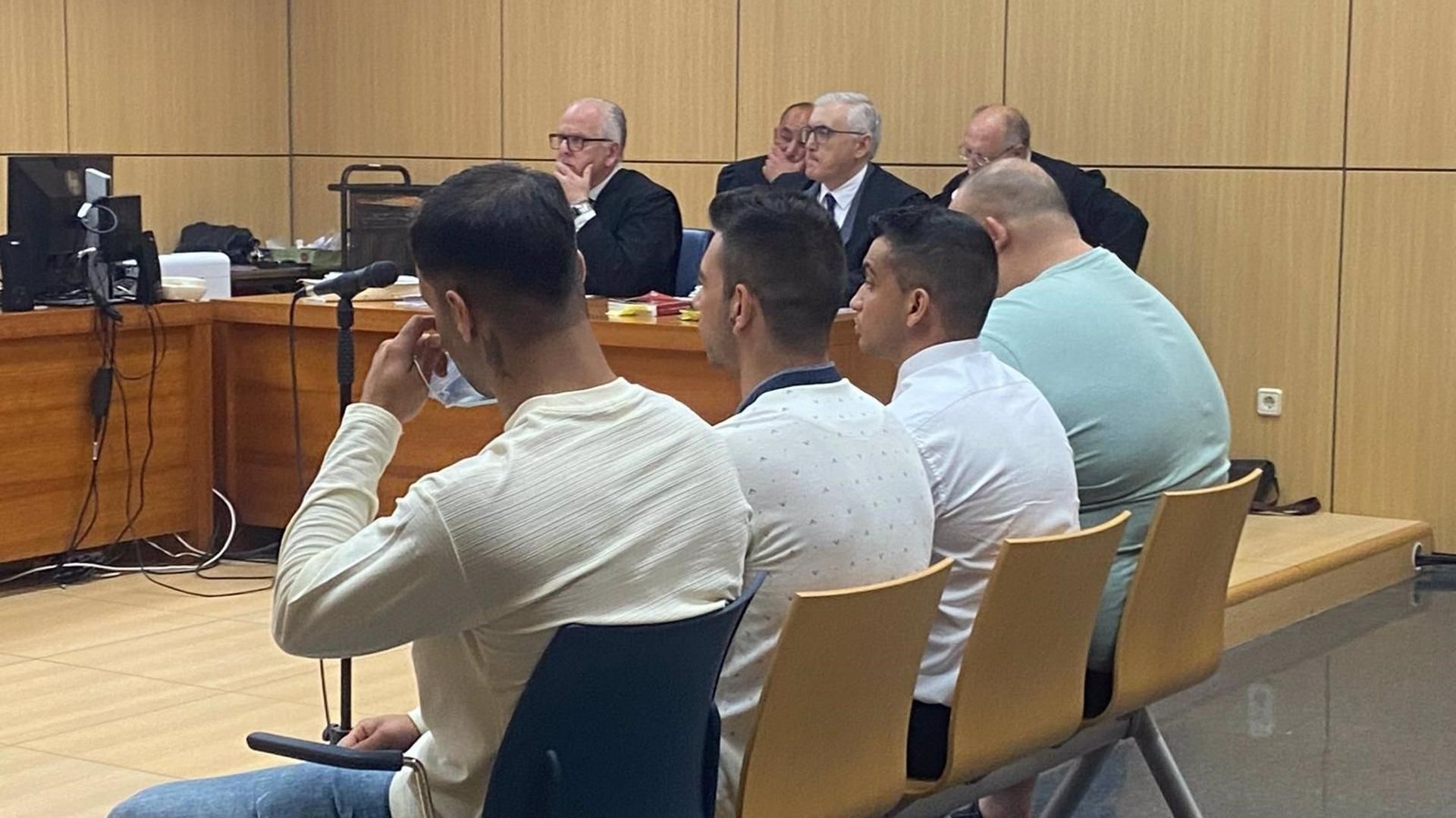 Los cuatro acusados por la violación a la menor Los cuatro acusados por la violación a la menor