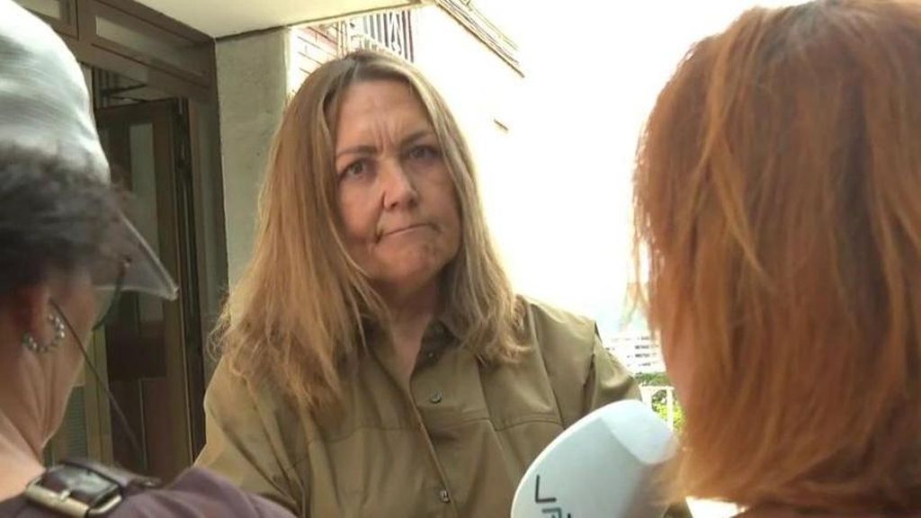 Vecinas del hombre que ha convivido con el cadáver plastificado de su pareja: "Ella estaba consumida a nivel físico y mental"