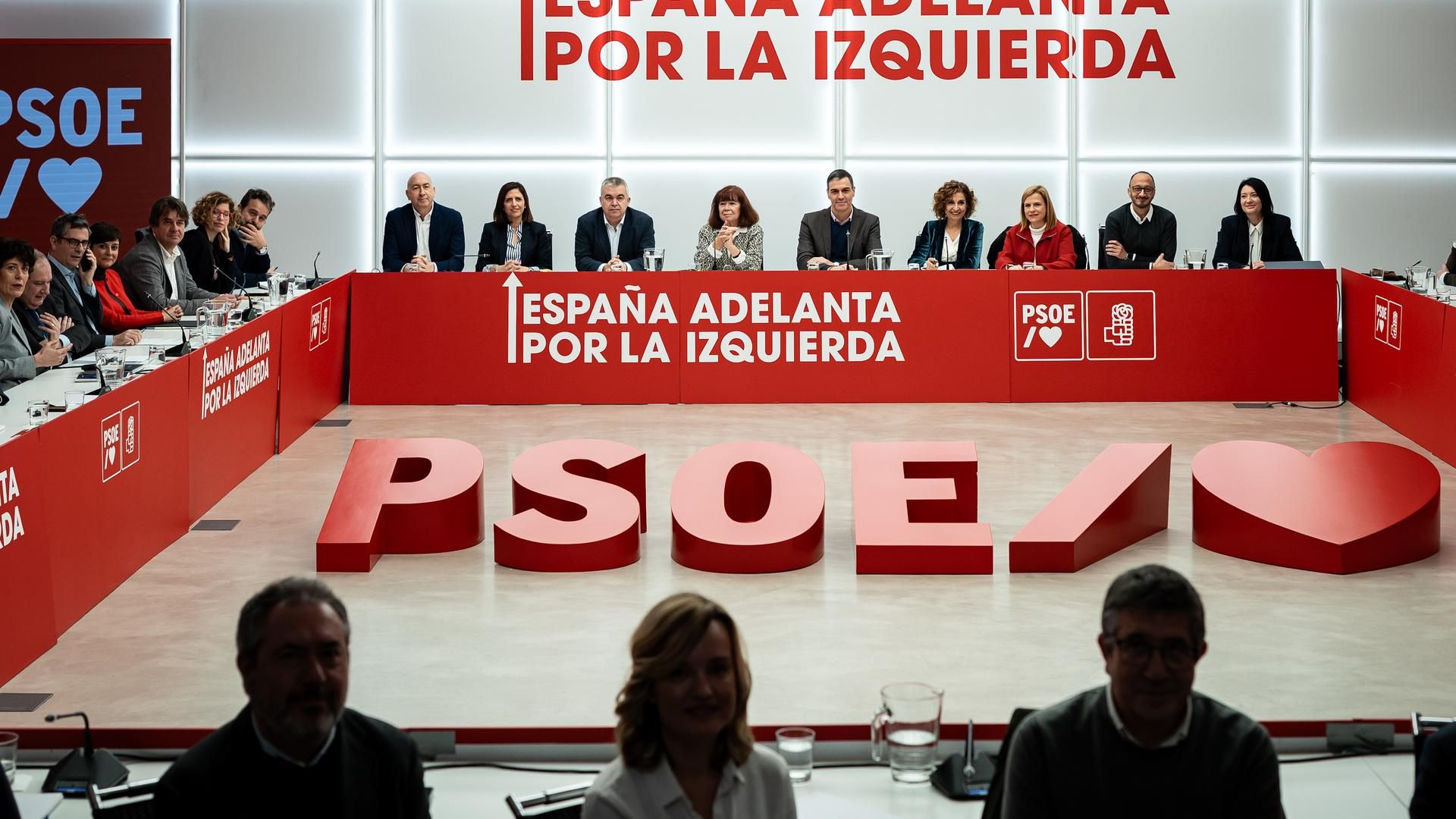 Cargos del PSOE apuntan que Leire Díez debe dar explicaciones y aluden a “comportamientos individuales que no son ejemplares” Cargos del PSOE apuntan que Leire Díez debe dar explicaciones y aluden a “comportamientos individuales que no son ejemplares”