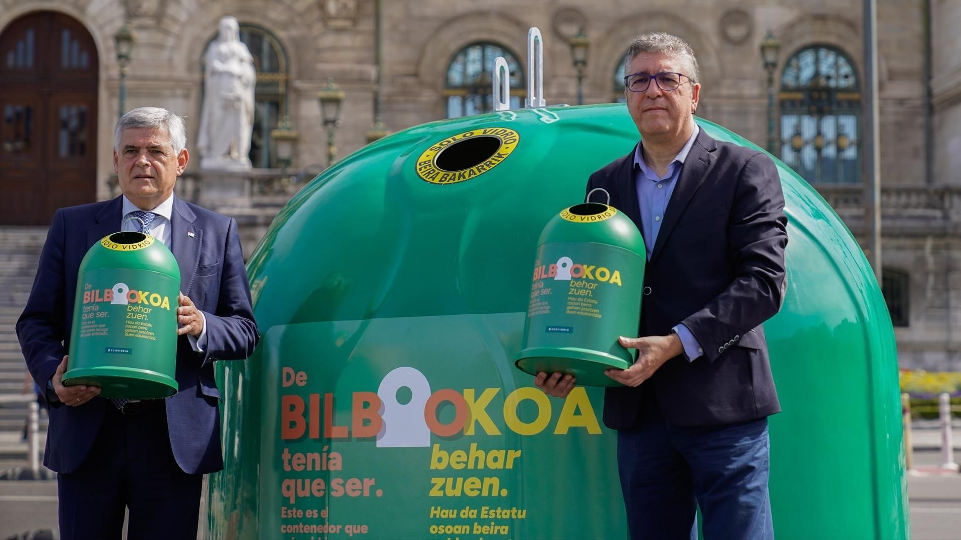 El contenedor de vidrio que más recicla de toda España está en Bilbao El contenedor de vidrio que más recicla de toda España está en Bilbao