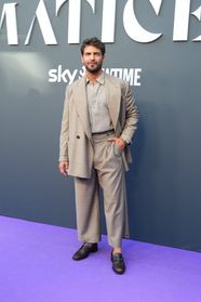 Elsa Pataky Y Maxi Iglesias La Alfombra Roja Del Estreno De Matices 