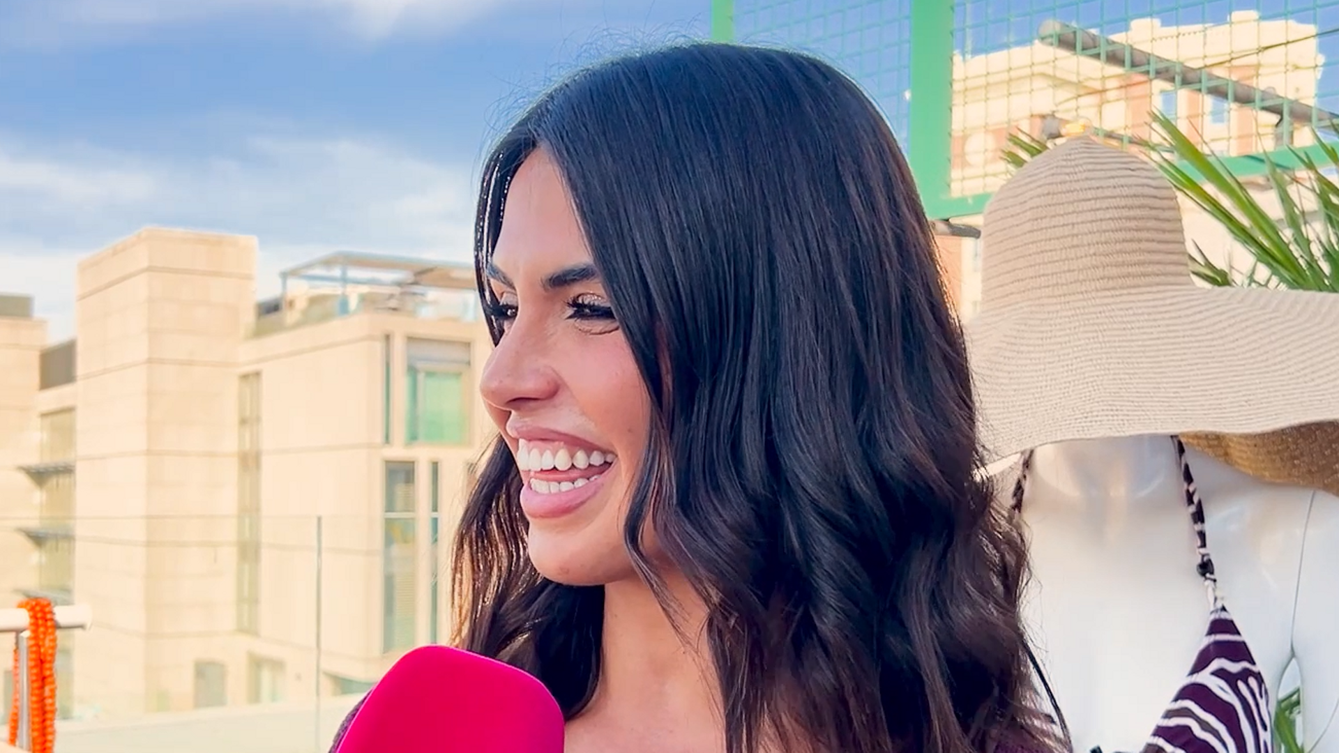 ¿Un dardo a Gloria Camila? Sofía Suescun responde sobre lanzar su propia marca Divinity Extra Exclusivo Web 28/05/25