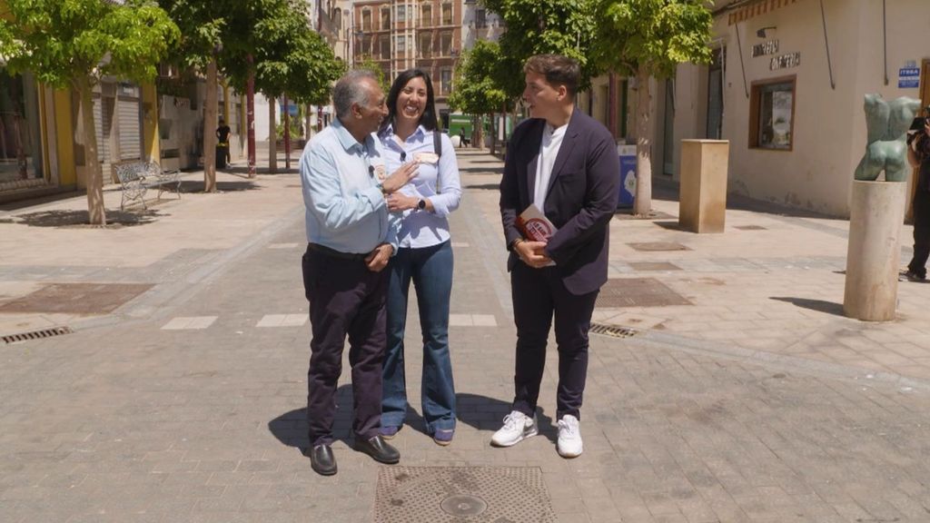Xuso Jones no da crédito con el lazo matrimonial de un participante con hasta tres familiares suyos: "Impresionante"