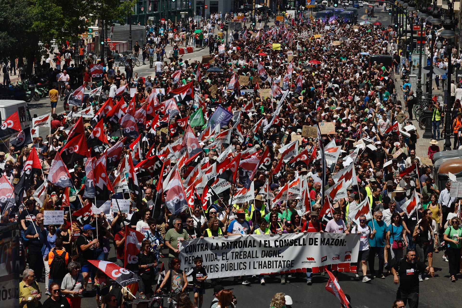 Manifestación por el centro de Valencia