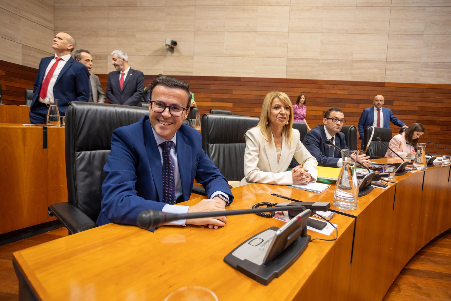 Miguel Ángel Gallardo ya es diputado y aforado en plena polémica por el caso del hermano de Sánchez