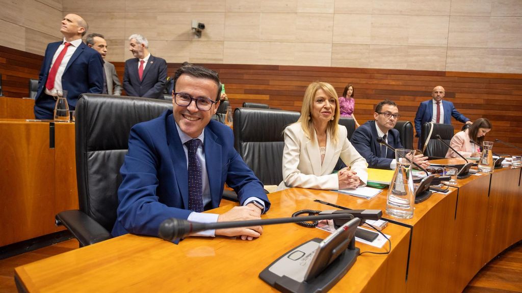 Miguel Ángel Gallardo ya es diputado y aforado en plena polémica por el caso del hermano de Sánchez