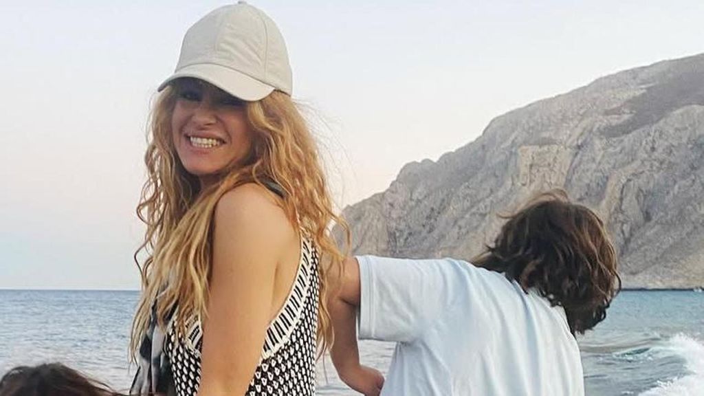 Paulina Rubio y su hijo Nicolás