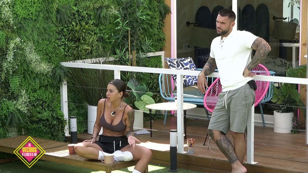 Barranco, Gabriella y Sthefany creen que a Érika le gustaba Gerard: “Esperó a que se fuese Bea para acercarse a ti” Los vecinos de la casa de al lado Temporada 2 Top Vídeos 1651