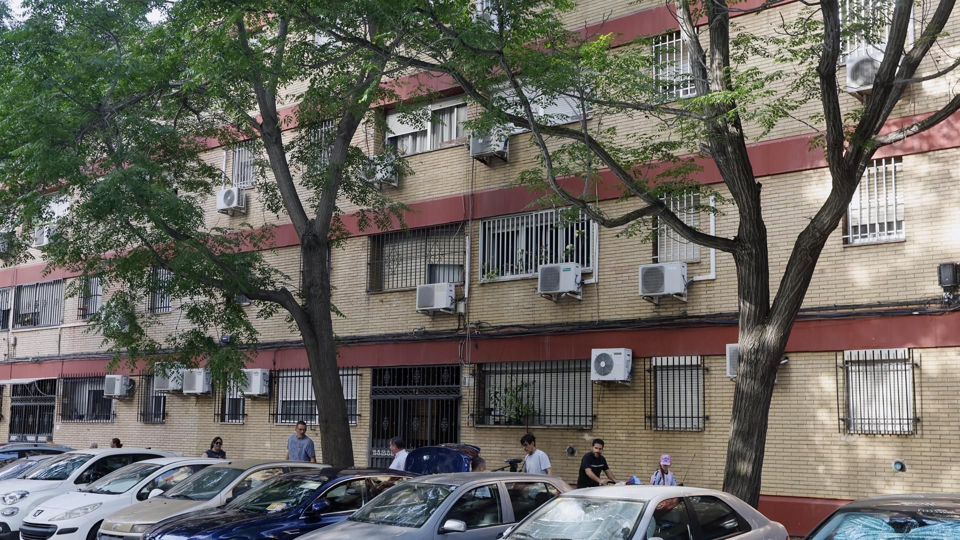 Hallan los cadáveres de un matrimonio en una vivienda en Sevilla