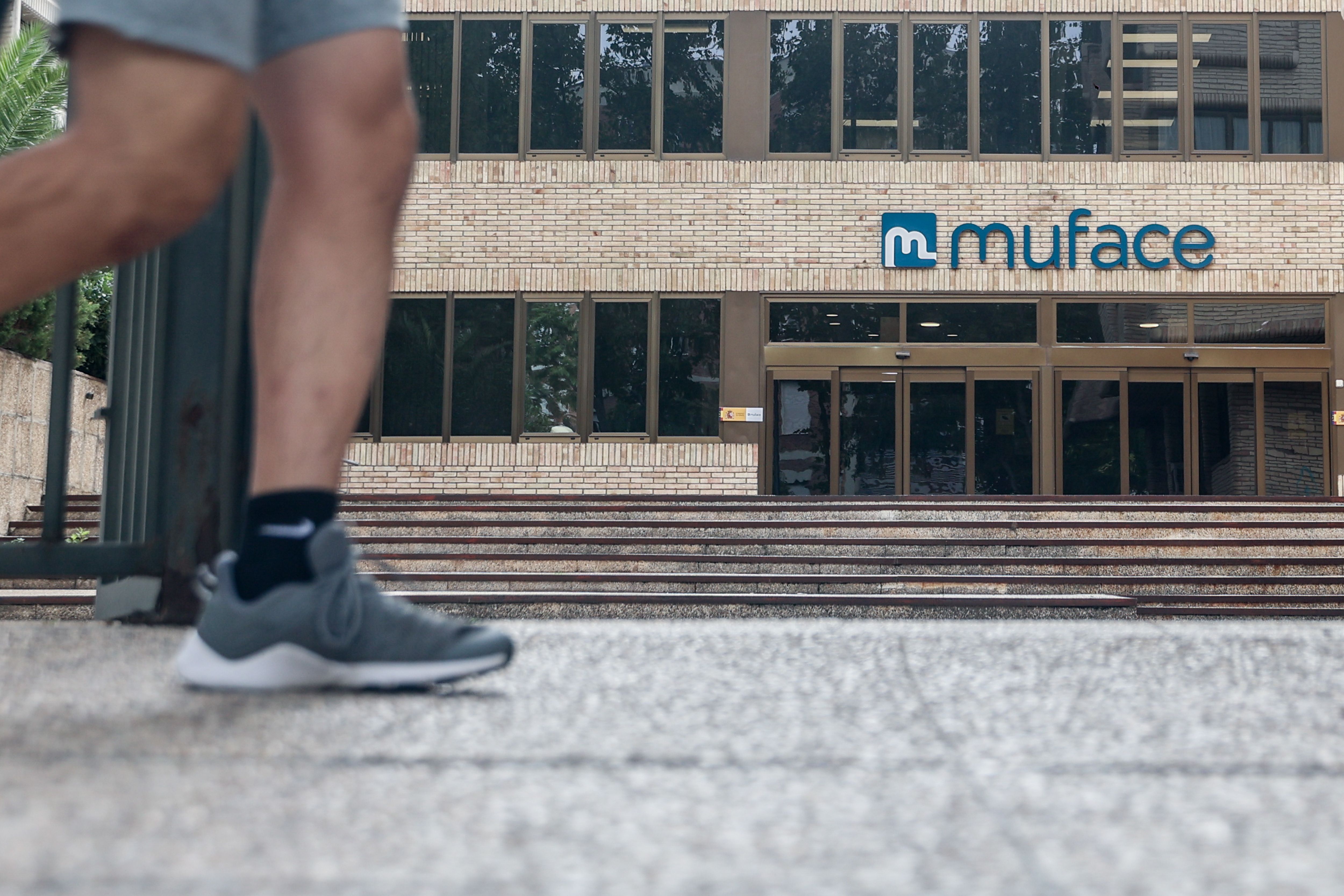 HM Hospitales y Adeslas firman un acuerdo para la atención sanitaria a los pacientes de Muface hasta 2027