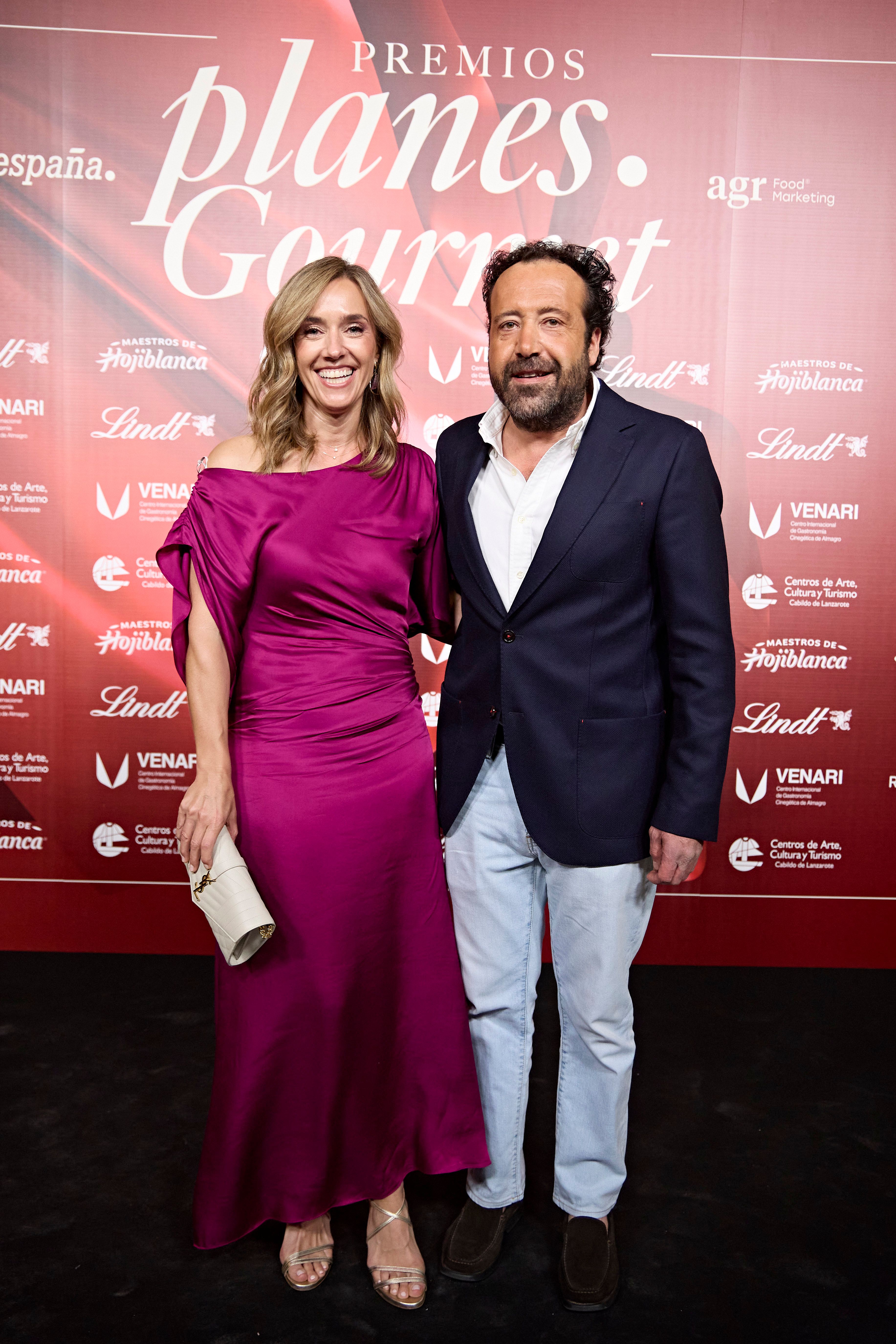 Paula Monreal, 'Paufeel', y su marido Miguel en los Premios Planes Gourmet