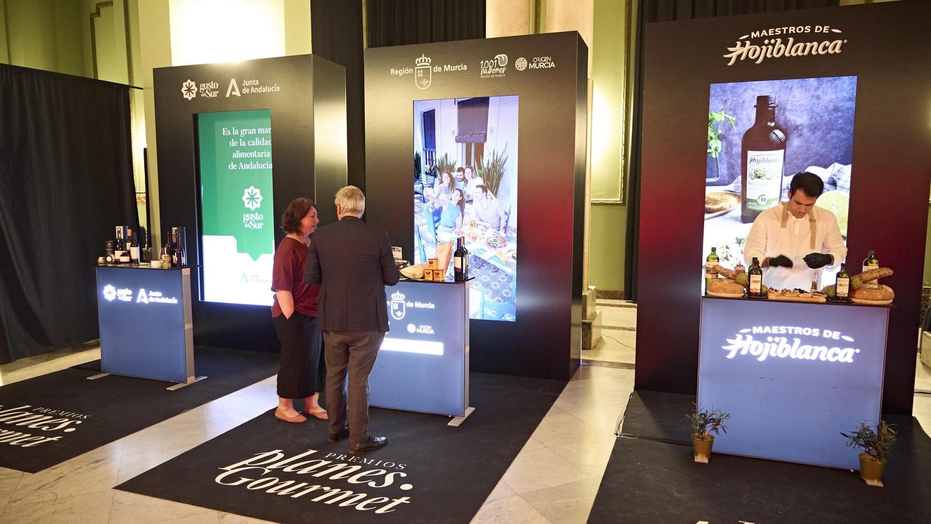 Stands de Gusto del Sur, 1001 Sabores Murcia y Maestros de Hojiblanca